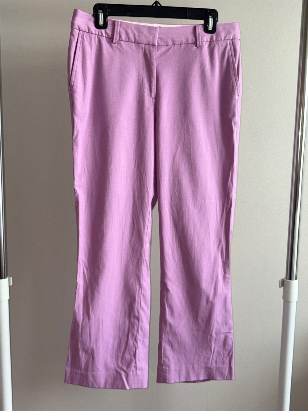 Women's Lightweight Cropped Dress Pants in Lavender